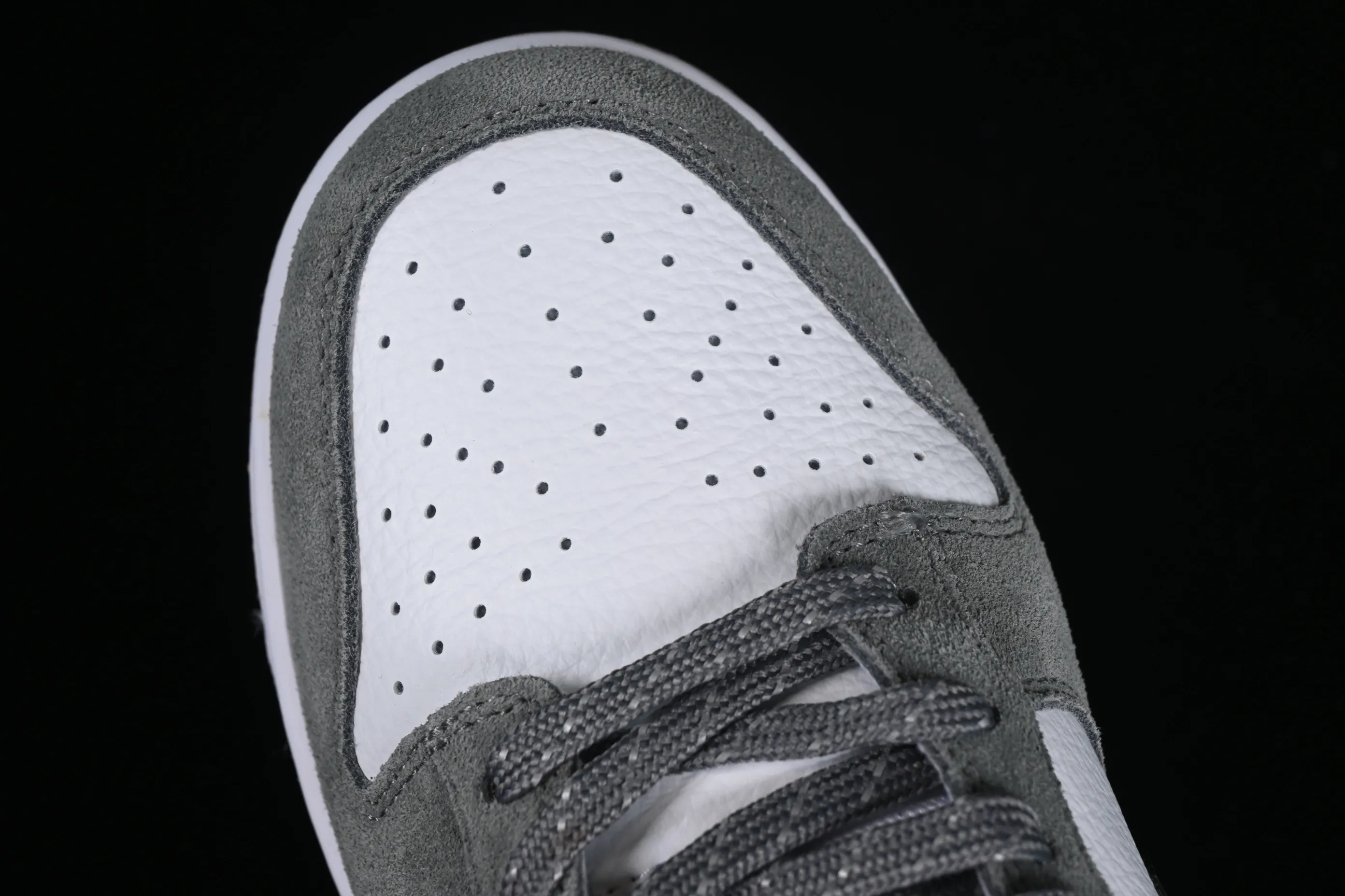 All categories Nk SB Dunk series Nk SB Dunk Low low-top sneakers Nk Dunk Low "Grey Gum" dark gray suede SB low-top casual sports skateboard shoes FV0389-100